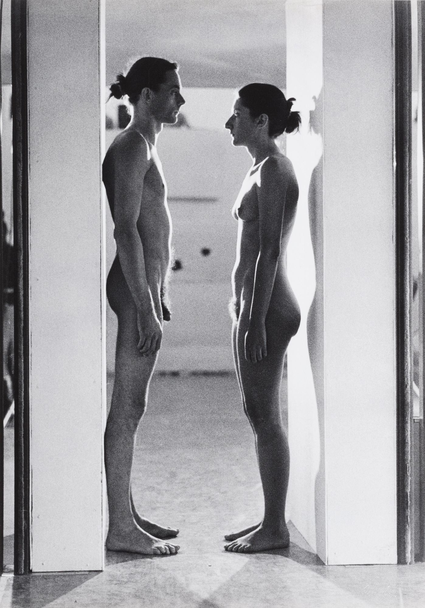 Marina Abramovic e Ulay, Performance Galleria Comunale Bologna, 1977